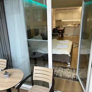 https://apt-luxury.albaniahotels.org